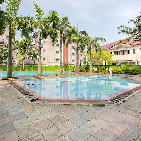 Collection O Hotel Super Cowboy Malacca Exteriör bild
